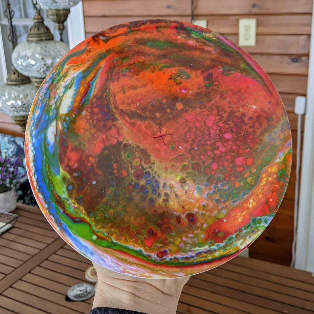 I got real mars vibes from this Roc3. Not as rainbow'y as I was aiming for, but it's really grown on me...
