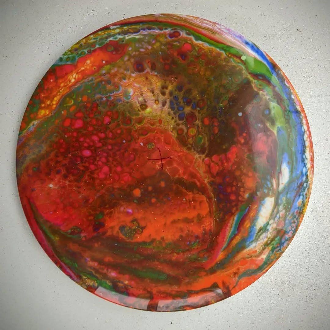 I got real mars vibes from this Roc3. Not as rainbow'y as I was aiming for, but it's really grown on me...
