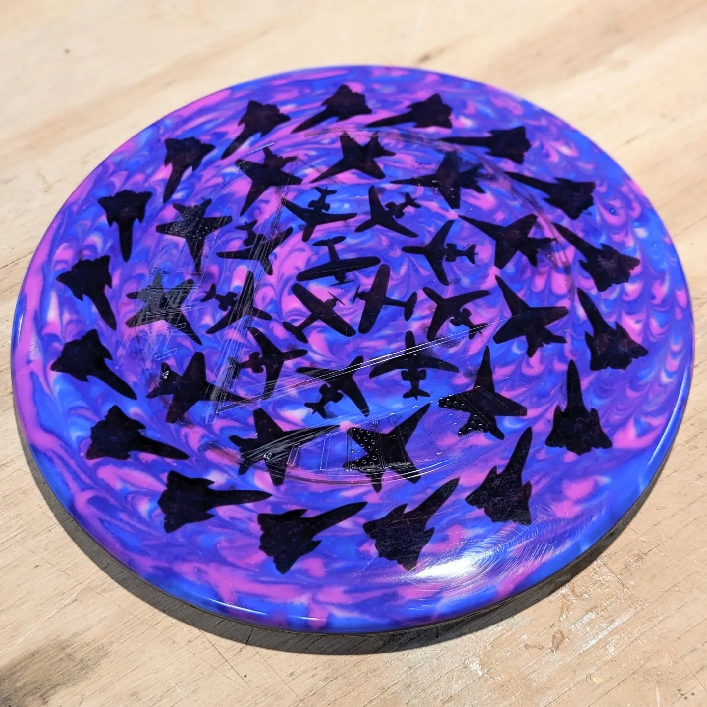 Building up my bag for 2023 - this time cycling in this new @streamlinediscs Runway.